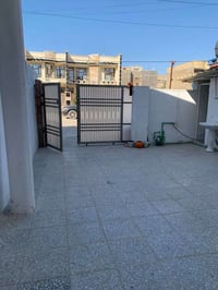 دار سكن تجاري شارع عرضة ٣٠متر عنوان ابو غريب الشهداء من جهة السريع مسا...