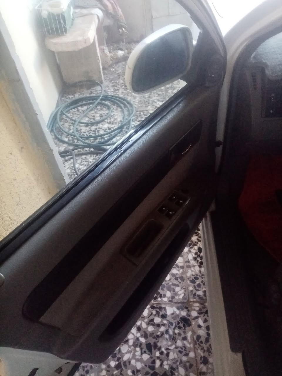 اوبترا ٢٠١٢ بأسمي كير محرك مكفول بشرط اريد سياره مراوس بسياره مناسبه مثلها الي حاب يراوس ينزل وهذا رقمي *********** متوفر وتساب
