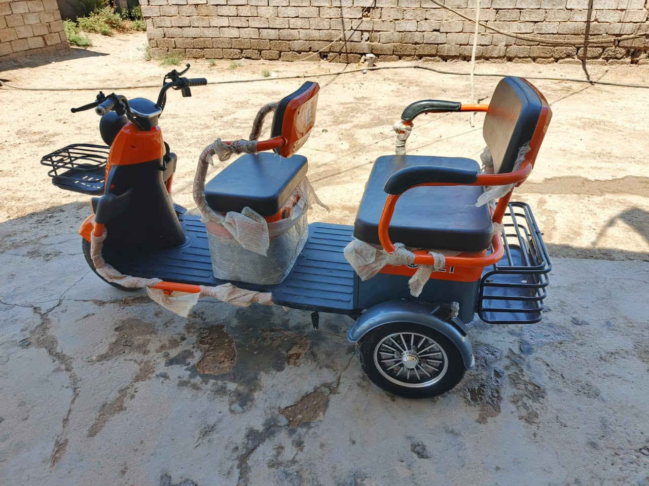 دراجة ثلاثي نضيفة شحن للبيع أو مراوس بستوتة شحن بدي


**إذا كنت صاحب هذا الإعلان وتريد حذفه لأي سبب، رجاءا أرسل رسالة إلى الدعم الفني**