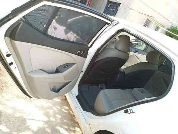 السلام عليكم
ابوتيما 2013 وارد أمريكي رقم مثنى  محرك جديد GDi 2400 تخم تاير جديد سياره نضيفه شوفت العين باتري جديد ضربه بلادي جاملغ خلفي الايسر سياره نضيفه حداديه جديده تدفئه تبريد كله جديد  سياره حره وما مطلوبه وسنويه جديده  للاستفسار عله الرقم  واتساب او ع الخاص ***********
