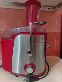 خلاط • مستخدم كم مره • نظيف بدون عيب