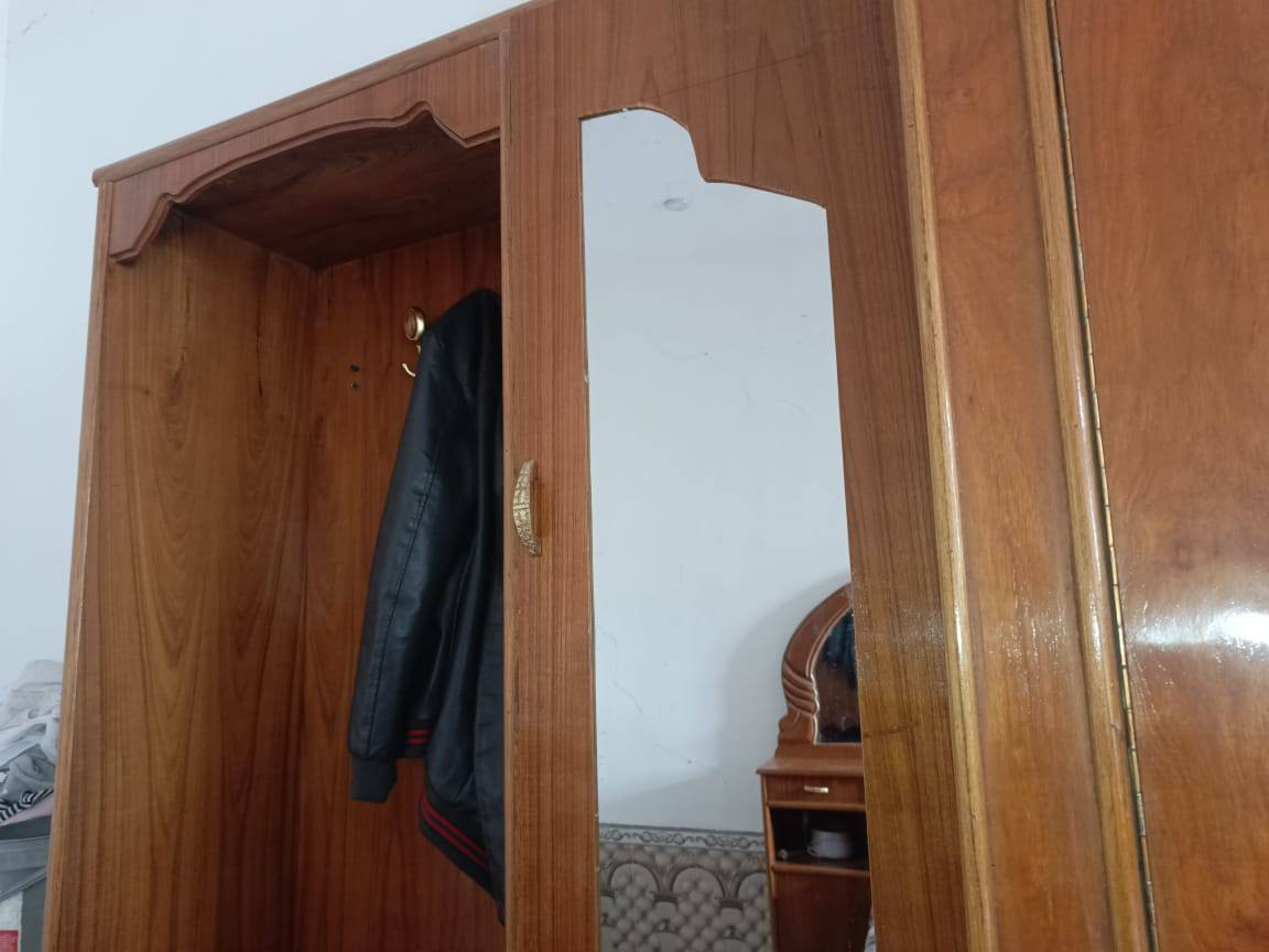 غرفه لبيع نجارة ***********
