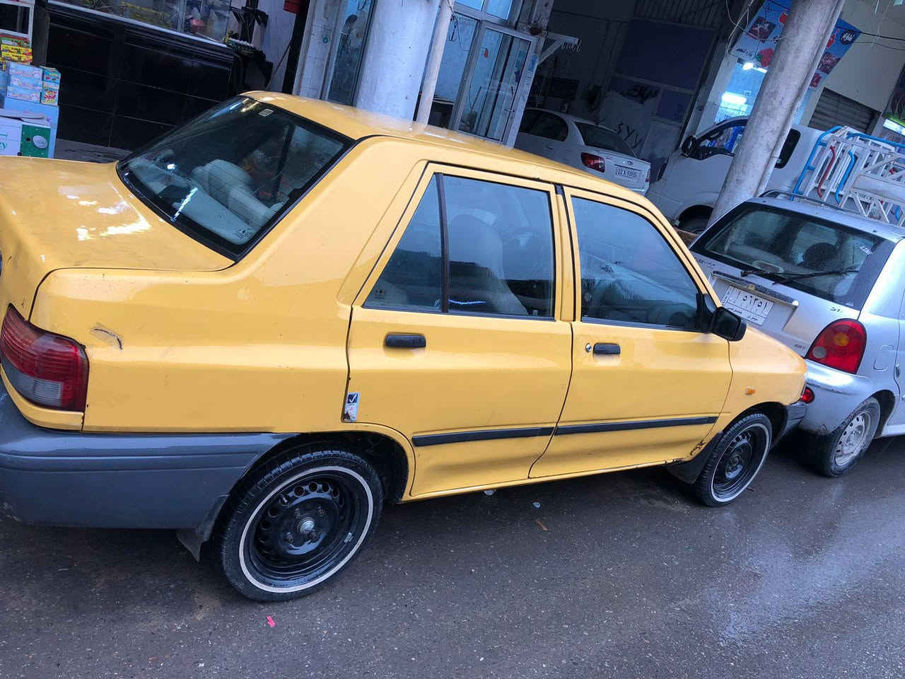 السلام عليكم سايبه 2015 هيئه غرامات مصفره كابون بانزين متوقف بس الطخه بل باب الخلفي تحويل او وكاله السعر 37هذا رقمي ***********
