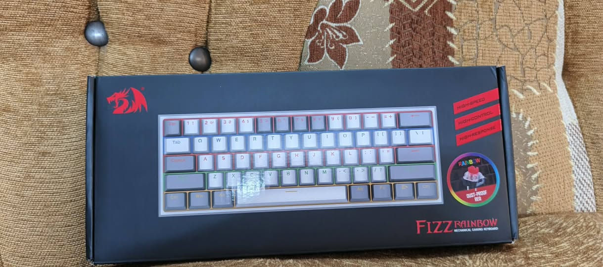 السلام عليكم ورحمة الله وبركاته                                                                                                  كيبورد وماوس كامل للبيع                                                                                                      يشغل اكس بوكس سيريس/X Sوو PC.و بليستيشن 4/5.و/اكس بوكس ون                                               الكيبورد نوع  Red Dragon ريد دراكون                                                                                                                                         و فول RGP                                                                                                                                    وRed Switch ريد سويج و Kickaps اضافية وخالعة الكيكابس                                                                                                                                   والكرتون وياهم ال2                                                                                                                            الماوس من شركة باندا Banda                                                                                   موصفاته: 3ازرار اضافيه 
والDPI؛: 4200 
استعمال قليل جداً                                                                                                                          مكاني موصل: حي النور
السعر  55الف وبي مجال بسيط                                                                                   الرقم(***********)
