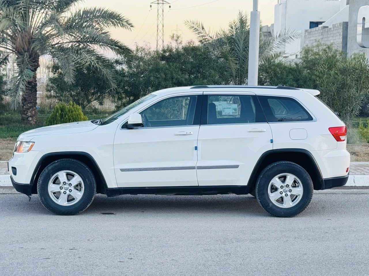 السلام عليكم...
للبيع...نقد فقط  اعتذر عن الاقساط 
بسعر 159$وبيه مجال بسيط
جيب2012امريكي ابيض ثلجي 
رقم سليمانيه دولي سنويه لل2031هزه لل2027
شرط التحويل والغرامات 
ماشيه 155KM
✳️محرك 6سلندرشرط لاتبخير ولاتنقيص 
✳️كير اتوماتيك بدون اي عيب مال بيت"

تدفئة /تبريد/كهربائيات/صدر/تايرات/كلها مكفوله 
 
🚘سياره جديده بدون شخوط بدون رصعات Ⓜ️

✅سيارة ضررها جاملغ السكن بدون اي دخل شرط السونار Ⓜ️

السعر 159$💸
تايرات 4️⃣ جديدة 🆕 
صدر امامي خلفي كلا جديد 🆕 
مكان السيارة صلاح الدين تكريت الديوم
رجاءً ما أقفل سعر بالتلفون تعال وتدلل 
للاستفسار ***********
***********
