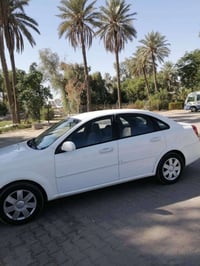 اوبترا خليجي موديل 2011 قطعتين صبغ بدون حادث والباقي جاهز راقم دوالي س...