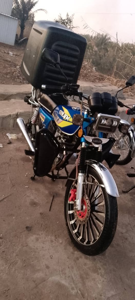 سلام عليكم دراجه للبيع موديل 25 بيهه عواج بل ويل الخلفي  بعده جديده اوراق كامله مكاني جزيره بغداد السياحيه 850 وبيهه مجال
 حك الجيه جماعت ال 750 لاتعلقون.  ***********
