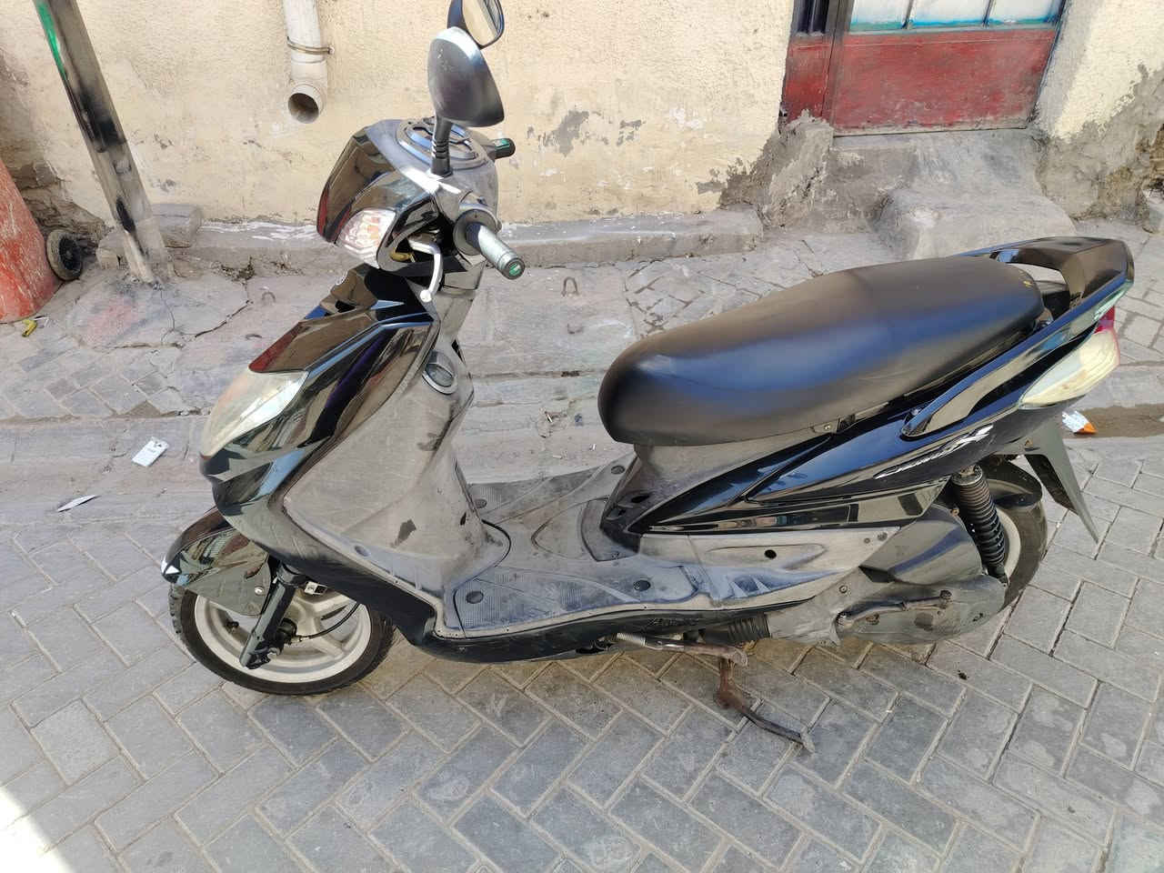 سلام عليكم سكنس فحل ياباني دبل سويج ماشيه 21الف رقم الجوال *********** مكان بغداد
