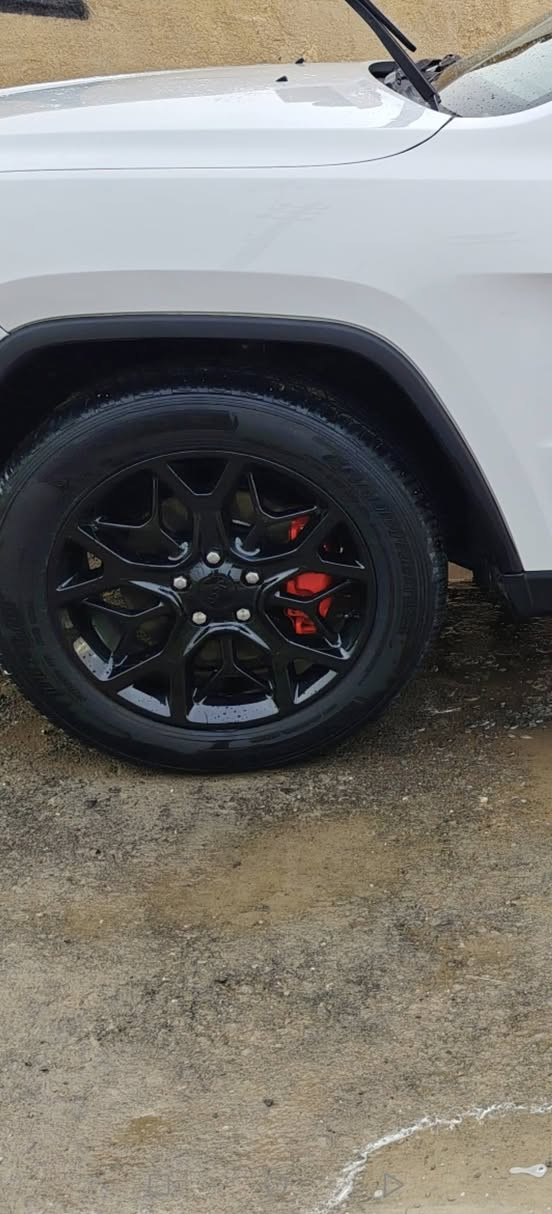 إسلام عليكم لاريدو ٢٠١٤ مال جناي نظيف احلة من الصورة لمتد خليجي لمتد ماشي  ١٩٠ الف مكفولة مع السونار سيارة معروف مواصفات ويل جديد تاير دلوب السعر ٢٣٠ بي مجال ديالى الخالص ***********
