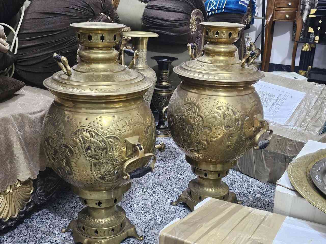 السلام عليكم عندي تحفيات ابيعهن شلع كلهن مكاني بابل محاويل
*********** متوفر وتساب
