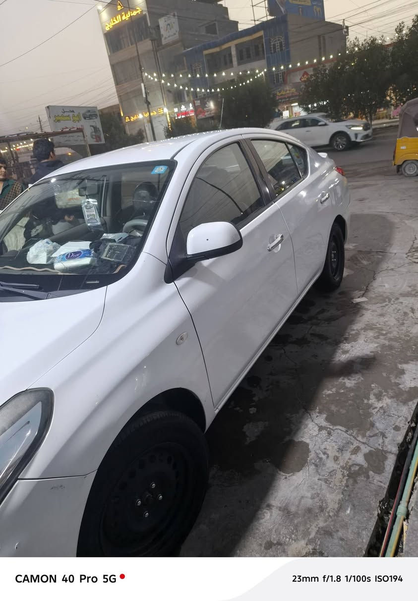 السلام عليكم ورحمة الله وبركاته سني هندي موديل ٢٠٢١ مكفولة بيها ضربتين بلجاملقات الخلفيه رقم بغداد باسمي رقم الهاتف *********** للاستفسار مكاني بغداد الشعب
