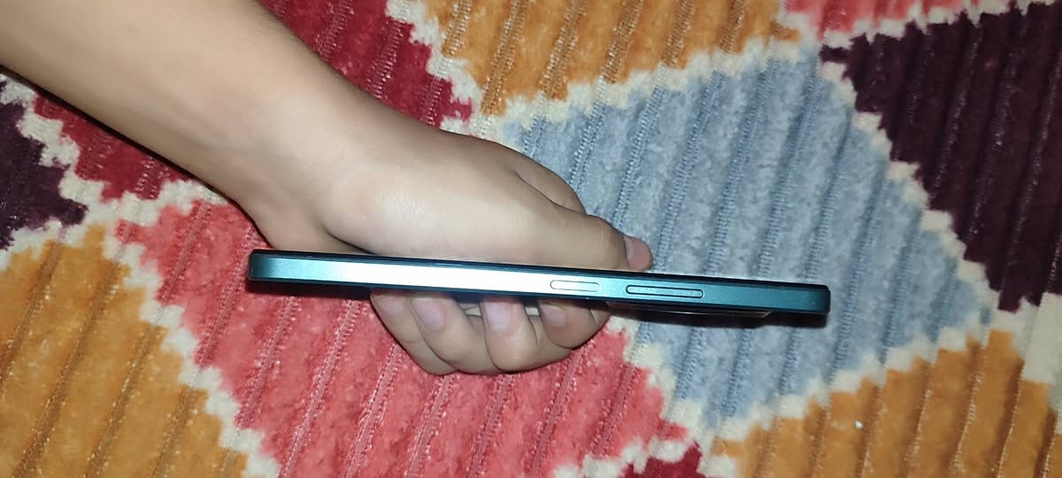 جهاز ريدمي A3الجهاز كلشش جديد ومرتب ونضيف مشتري بـ160 رايده بـ110 وبي مجال رقم الهاتف *********** واتساب ققط
