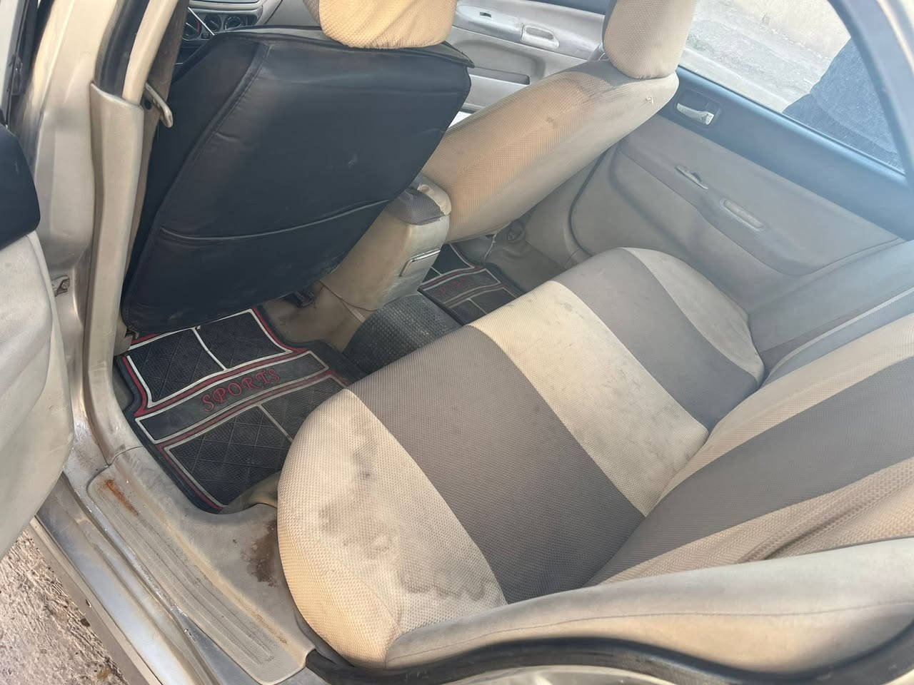 لانسر بومة 2008
سياره جاهزة بالسنويه رقم انكليزي والسنويه تسقط ب2027 
تخم تاير جديد تبريدها ثلج وصدر وكير قبل 3اشهر بدلته
شاشه اندرويد ومنظومة زينون وكاميرة حوادث ويل كب رياضي
والمحرك بيه تبخير ومصبوغه حزام السياره 
مكاني بغداد حي الاعلام
سعرها 69
للاستفسار هذا رقمي 
***********
