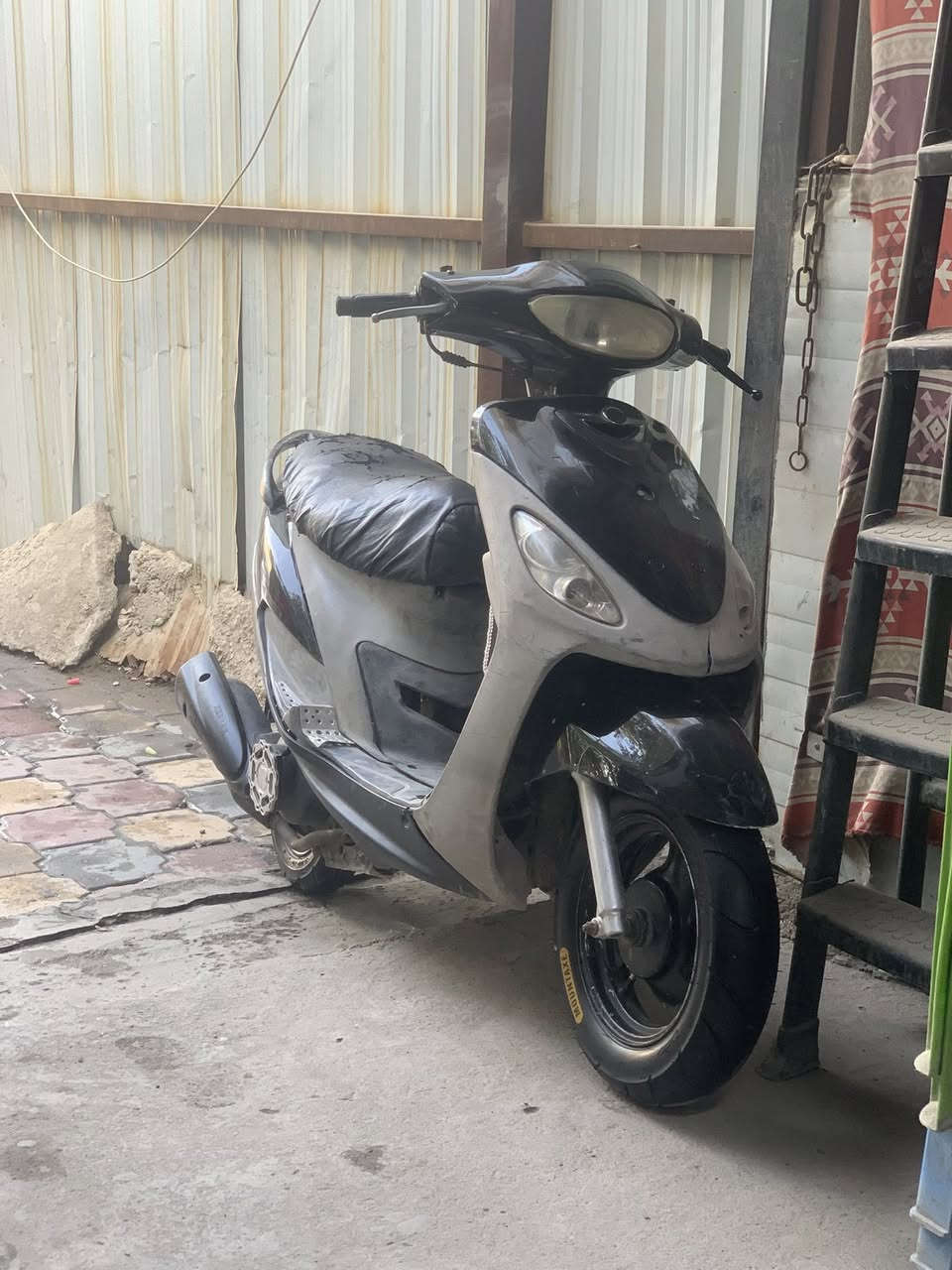 سلام عليكم ماكس للبيع كابريتر مطوفه يعني مادري كابريتر مادري شبيها دراجه بلاد ختم شلعه ومعدل مكان دوره سعر ٣٠٠ قفل


**إذا كنت صاحب هذا الإعلان وتريد حذفه لأي سبب، رجاءا أرسل رسالة إلى الدعم الفني**