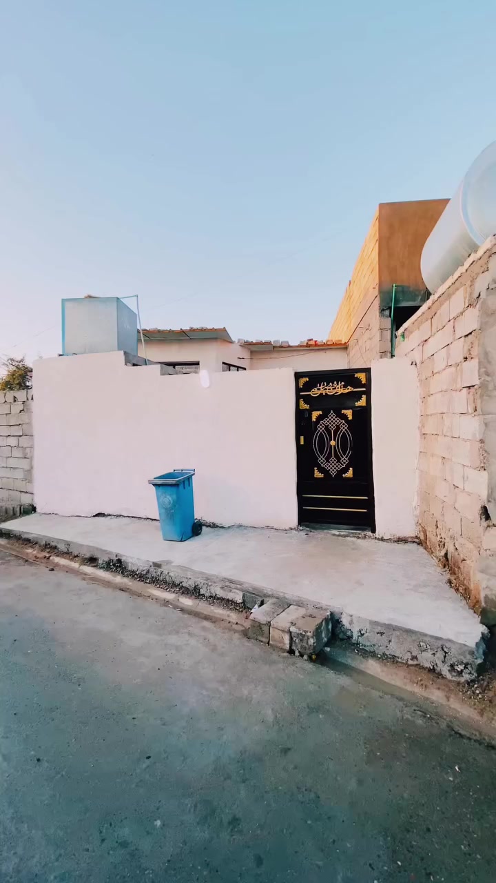 بيت 100م مع قطعة60 متر للبيع
زراعي مكاتبة فقط 
المعامل الباوية مقابل شارع المدارس شارع سعد البنجرجي . 
السعر : 21 مليون قابل للتفاوض
للاستفسار اكثـر مراسلة الصفحة أو الاتصال 
***********

مكتب البيان للعقار 

#بيع شراء تأجير الدور السكنية والأراضي الزراعيّة 
مقاولات عامة -تعقيب المعاملات 
استثمارات عقارية 
تطوير عقاري✔️
مكتب البيان خيارك الأمثل والأقوى لمستقبل أجمل

للتواصل:
 *********** 
***********
وأتساب واتصال متوفر
