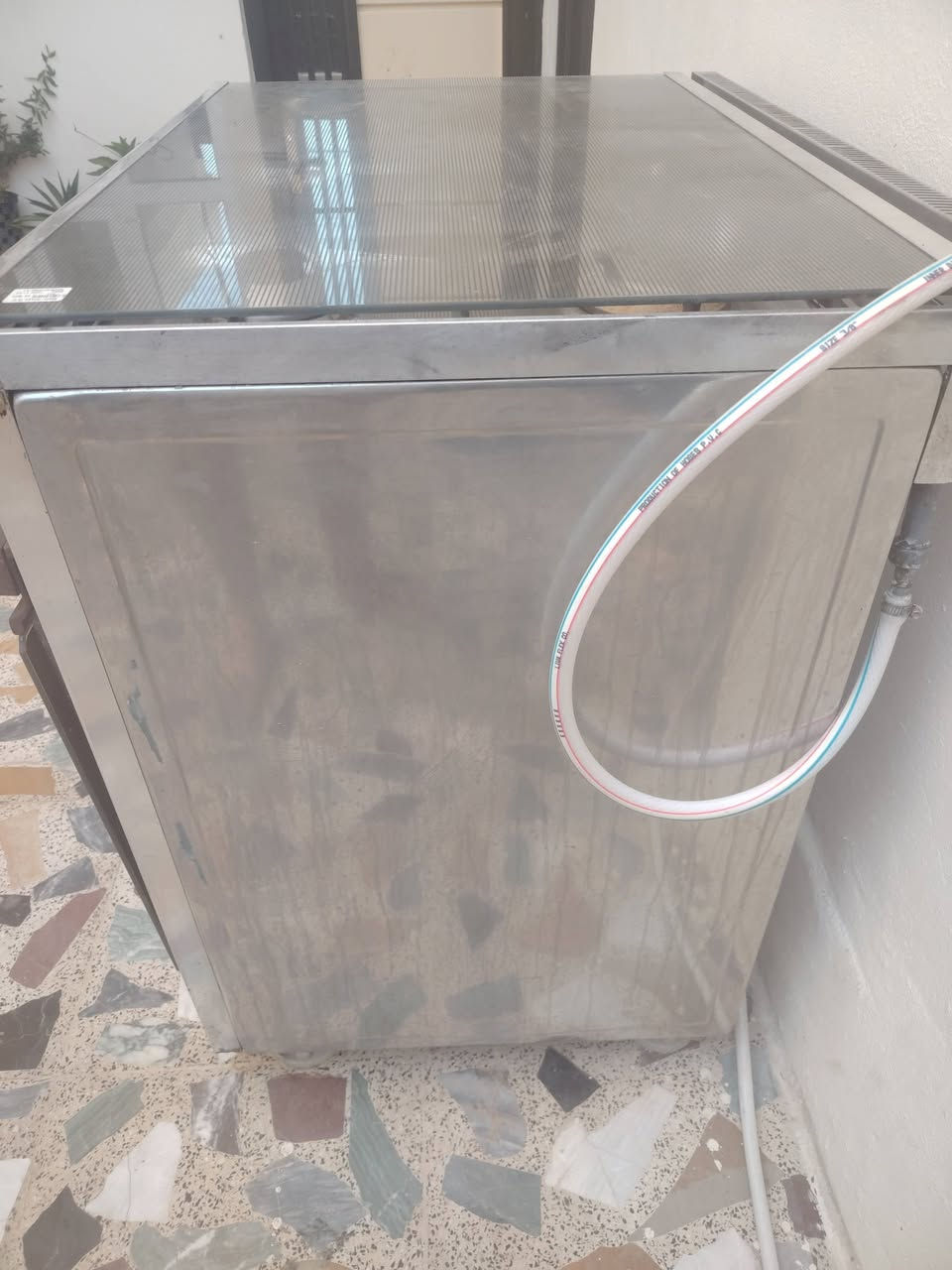 ثلاجه نضيفه وشرط الشغل وطباخ عشتار حيل نضيف شرط نار زركه السعر ٢٥٠ ثنينهن


**إذا كنت صاحب هذا الإعلان وتريد حذفه لأي سبب، رجاءا أرسل رسالة إلى الدعم الفني**