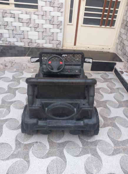 غراض للبيع سياره وثريدي 4x3 السعر ٥٠ وبيهن مجال ***********
