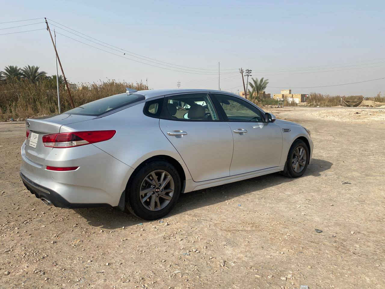 سلام عليكم
كيا اوبتيما 2020
 قادسية معوقين 
2400 gdi 
موصفات fe
شاشه 
كاميرا 
مثبت سرعه 
مانع انزلاق 
اشاره بلمري 
الضرر تبديل بنيد وجاملغ 
ترهم مرواس 
السعر 133
الديوانية الحمزه الشرقي 
***********
