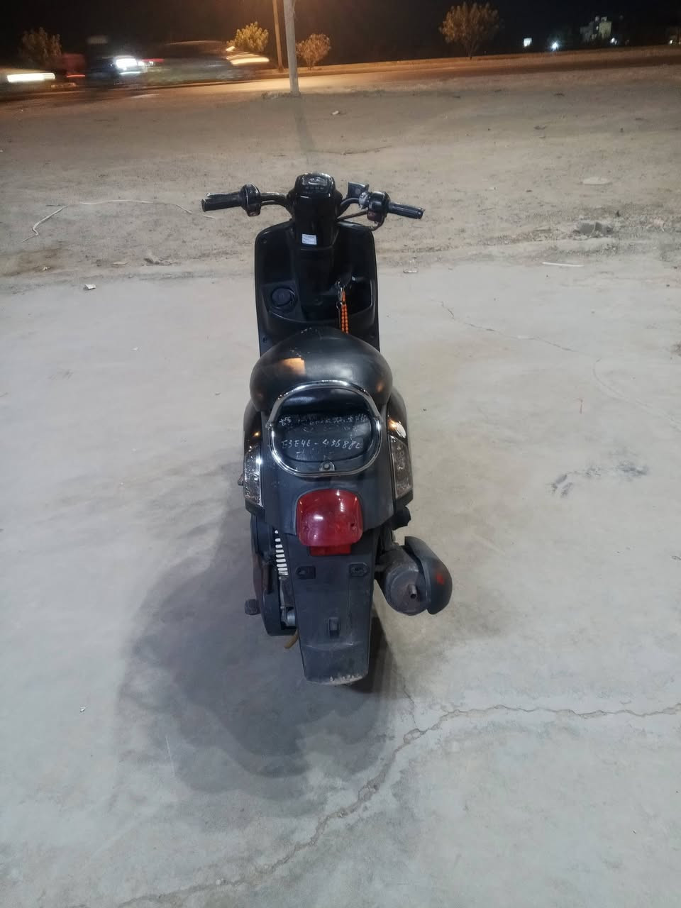 سلام عليكم بوليس نوزل موديل 2009 ماشيه 11 الف بلاديه كفرات بلاديه مختمات ختم واحد ويه المكينه عنوان بابل حصوه 
***********
