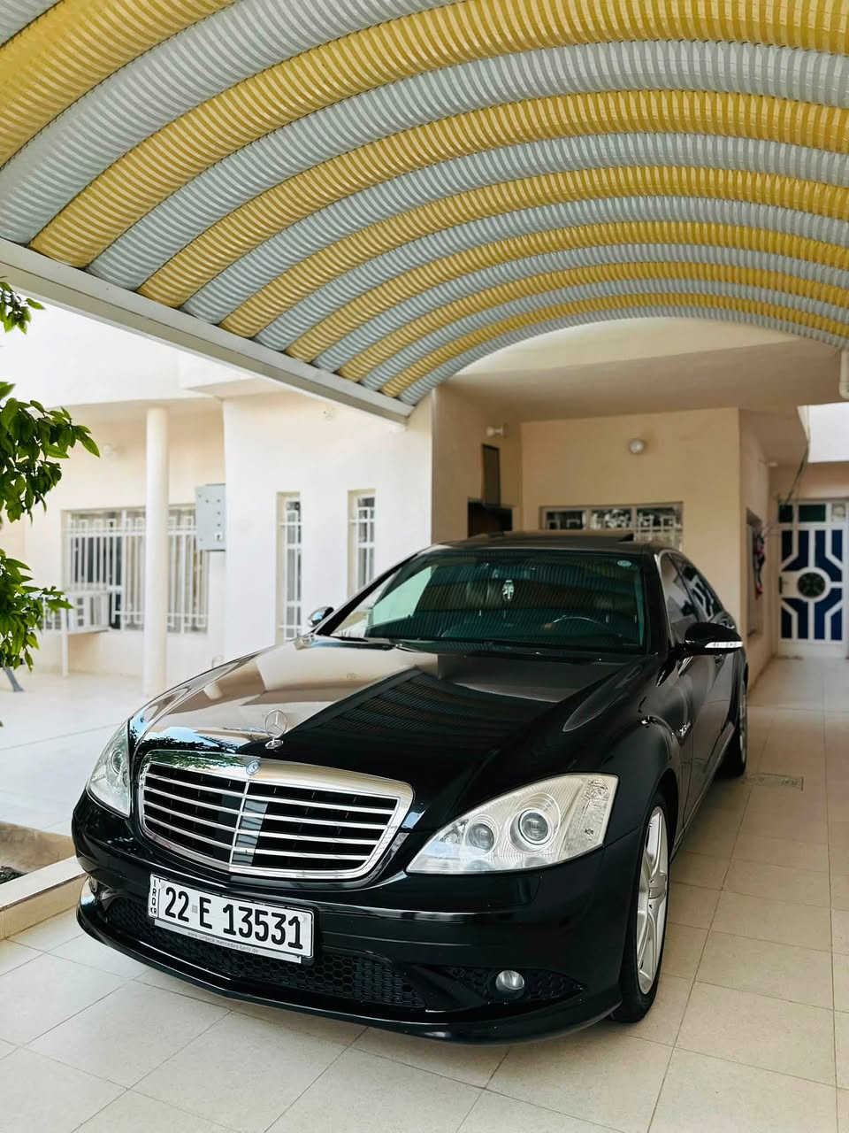 Mercedes-Benz S63  2008
-------------------------------------
#السعر : 188$ وبيه مجال 
‏
#رقم الهاتف : ***********

#رقم السيارة : اربيل 

#مكان السيارة : واسط/العزيزية 
-------------------------------------
سلام عليكم 
للبيع  او مراوس مرسيدس S63 AMG اصل موديل 2008 باب قصير محرك 5.5 تنفس طبيعي داخل دزاينو سيارة رقم اربيل مكفولة  وارد الماني  صبغ اقل لهلال خلفي عكس السايق ماشية 145  الف كيلو متر حقيقي  
تفاصيل👇🏻👇🏻
1_ بصمة⁩ تشغيل 
2_محركV8 +كير مكفولات ⁦⚔️⁩
3_تبريد 3 قطع +ثلاجة⁦❄️⁩
4_كروز سرعة🔒 
5_ سلايت ⚔️
6_  شاشة  🖥
7_ مري قلاب مع البك
8_تنتة كنتارة بلادي    ⁩
9_انارة ترحيب💡 خارجية وداخلية ⁦⚔️⁩
10_شاشة اعطال💬
11_كشنات امامي خلفي كهرباء ⁦⚔️⁩
12_لايت زنون 
13_ مري شفط
14_ ايرباكات سليمة 
15_ويل 19 AMG اصلي بلادي  ⚔️⁩
16_سستم صوت harmen gardon 
17_صدر امامي خلفي جديد ⁦🛠️⁩
18_حساس مطر💦
19_هزة وفحص جدد+سنوية جديدة  
20_لايت اوتو   ⚔️
21_ وضعيات قيادة سبورت وعادي واوتو🔥
22_ناظور ليلي 
23_كشنات تدفئة تبريد امامي خلفي 
24_شفتات ستيرن 
25_عداد 320 بلادي 
26_ابواب شفط 
27_صندوق كهرباء 
28_بردات جانبية 5 
29_رادار امامي 
30_ستيرن كهربائي متحرك 
31_دخول ذكي بدون مفتاح 
32_حساسات امامي خلفي 
33_دبل جام بلورايز بلادي 
34_انارة محيطية متغيرة 64 لون 

 
-------------------------------------
