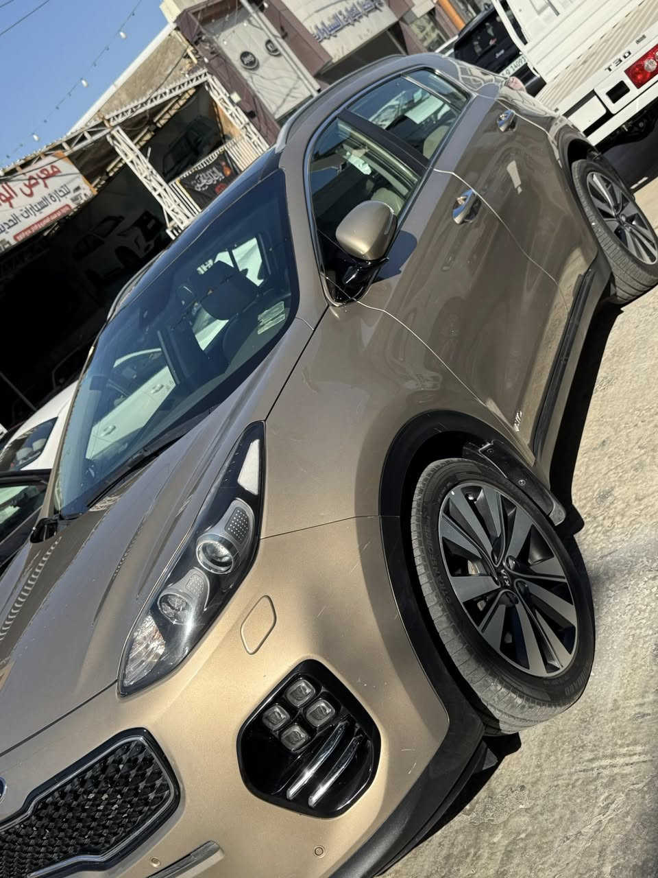 #الحداد_لتجارة_السيارات
نود اعلامكم توفر
(سبورتج 2019) خليجي فول1/1
(مستعمل) 

للاستفسار 👇🏻
قسم المبيعات 
‏‭0786 025 4515‬
***********

نتعامل في 🚗 بيع 🚙شراء 
🚖 مراوس

اوقات الدوام جميع ايام الاسبوع 
من الـ10 صباحـاً الى الـ8 مساءً 

عنوان الشركة📍.. 
معارض البياع -الشارع الوسط

موقع الشركة على خريطة كوكل

‏https://maps.app.goo.gl/B12B68xoMekY6XkYA?g_st=com.google.maps.preview.copy
