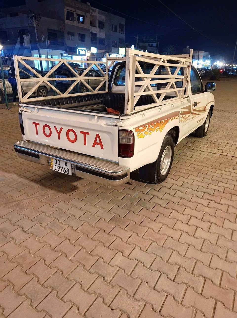 سلام عليكم اخوان عندي بيكم تويوتا ٢٠٠١ سياره نضيفه وجاهزه من كل جهات كير محرك جديد تبربد ثلج للامانه صدر جاهز تخم تاير جديد كهربائيات كله شغاله هندبريك شغال صلة على محمد مناقصه اي شي سياره رقم بغداد بسمي سنويه مجدده رقم دولي سعر ٨٠
للإستفسار ***********
