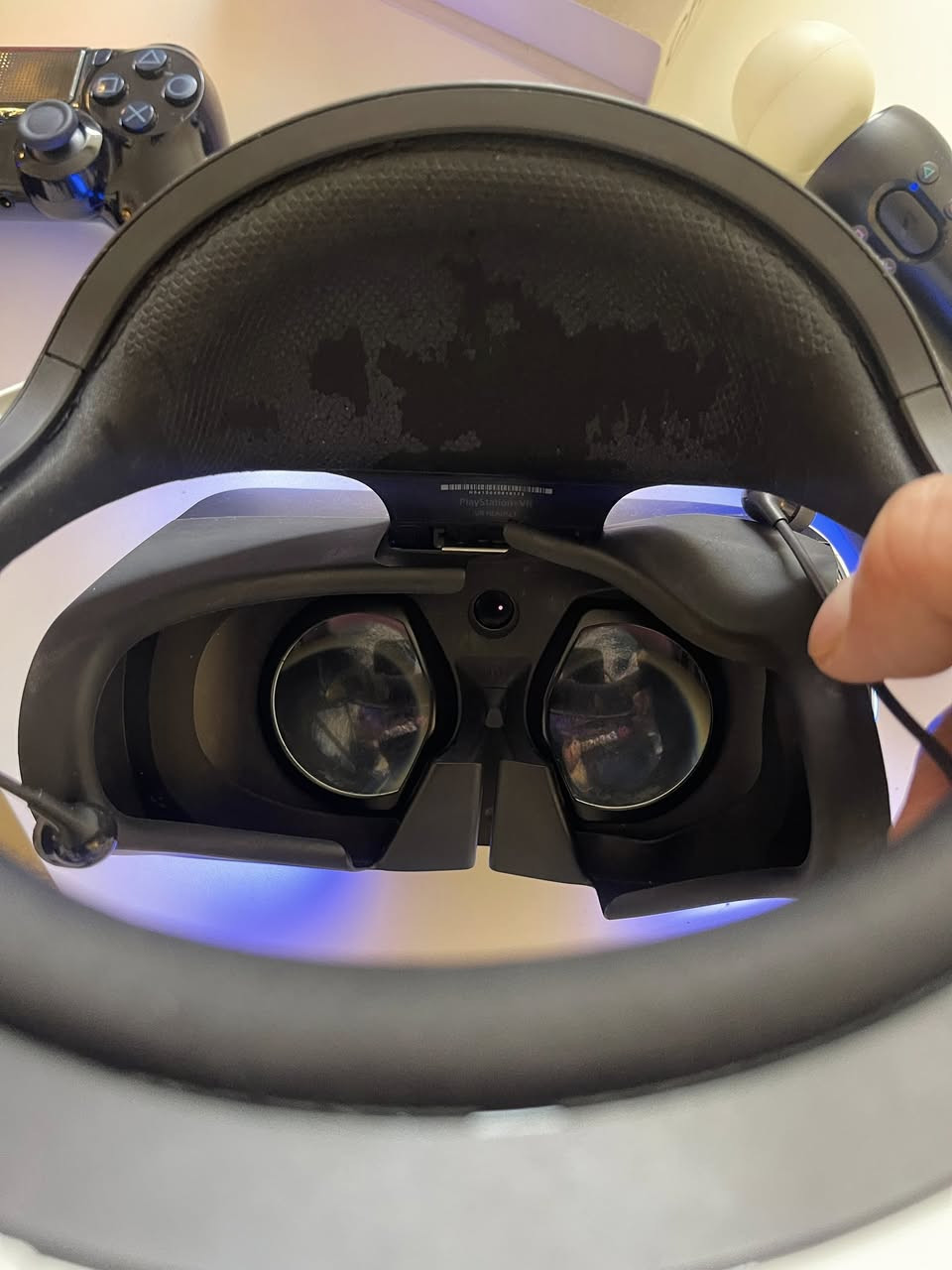 بلي ستيشن 4 مع كاميرا وVR وجويستكات يدات عدد ٣ و٢ موڤ VR  للبيع كلها كامله ب٤٠٠ الف مكاني بغداد شقق حي السلام قريب كراج البياع 
تصوير فديو بالتعليقات


**إذا كنت صاحب هذا الإعلان وتريد حذفه لأي سبب، رجاءا أرسل رسالة إلى الدعم الفني**