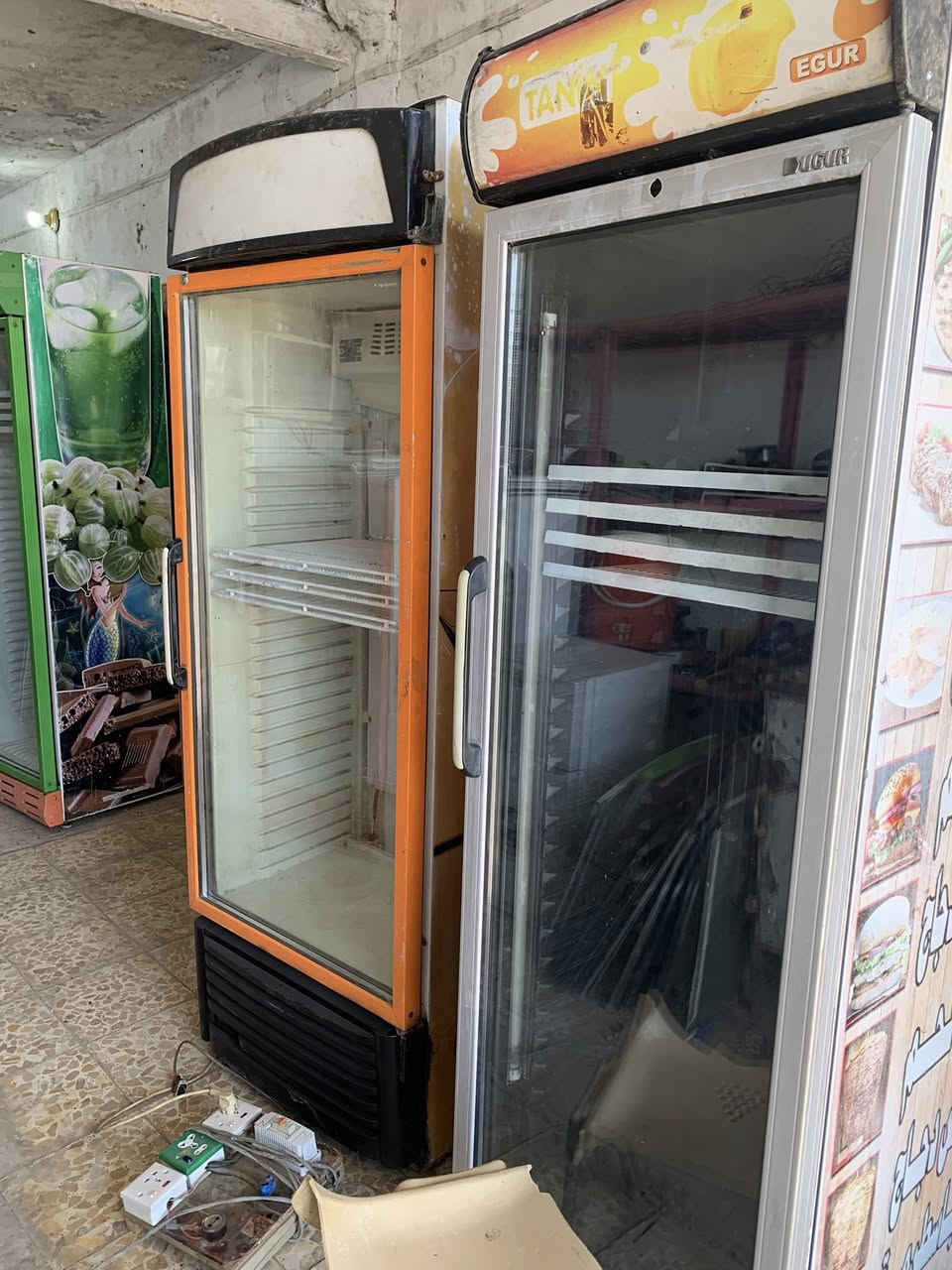 للبيع برادات ايكور التركي شرط الفحص والضمان الاتصال *********** وتساب العماره حي الحسين الجديد مقابيل السوك الاخضر شارع ابو شاكر
