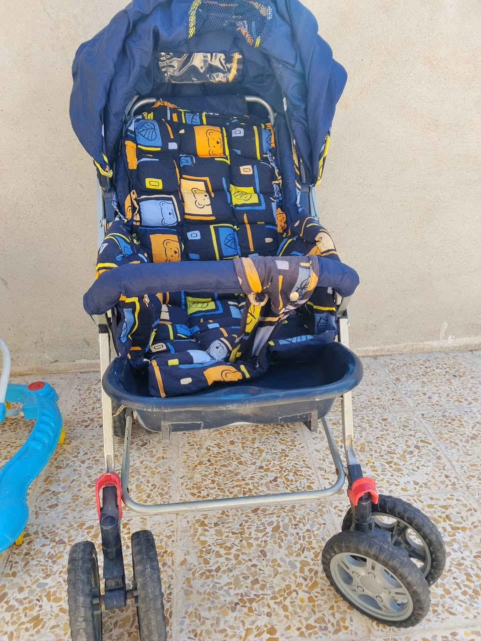 عربة طفل نطيفة جدا جدا جديدة سعرها 40  الف…  حجلة ايضا نظيفة جدا سعرها 8 الاف .. كركوت سعره 5 الاف
الاسعااااار نهائية رجاءً لاحد يكول بيها مجال…  شراي اتصل *********** المكان حي الزهراء
عربة طفل نطيفة جدا جدا جديدة سعرها 40  الف…  حجلة ايضا نظيفة جدا سعرها 8 الاف .. كركوت سعره 5 الاف
