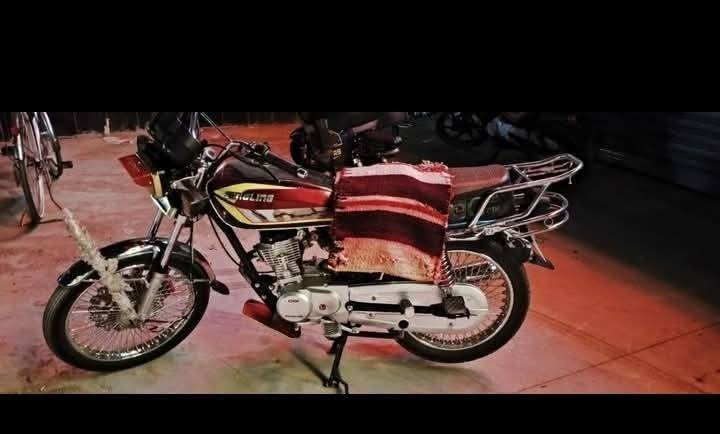 تايكر 24 للبيع المحرك مامفتوح ومضمون السعر 600 وبي مجال الاستفسار ***********
