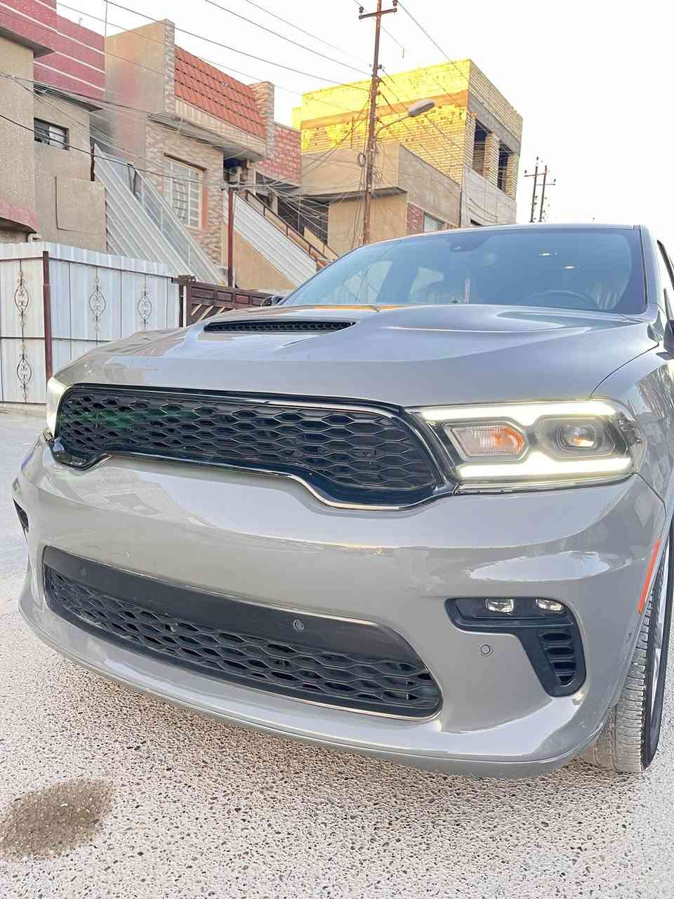 دوج دورانجو R/T موديل 2024 

الممشى: 29 الف ميل 

السيارة 7 راكب 

• المحرك: 8 سلندر (V8) سعة 5.7 لتر HEMI.
8 سرعات شفتات سرعة

 رادار، تنبيه تصادم، كاميرا خلفية، حساسات زوايا، ونظام مراقبة النقاط العمياء، صندوق كهرباء، كرسي كهرباء 

📍 الموقع: بغداد - العامرية 
 السعر : $305 وبيه مجال 
📞 للتواصل والاستفسار: ***********
