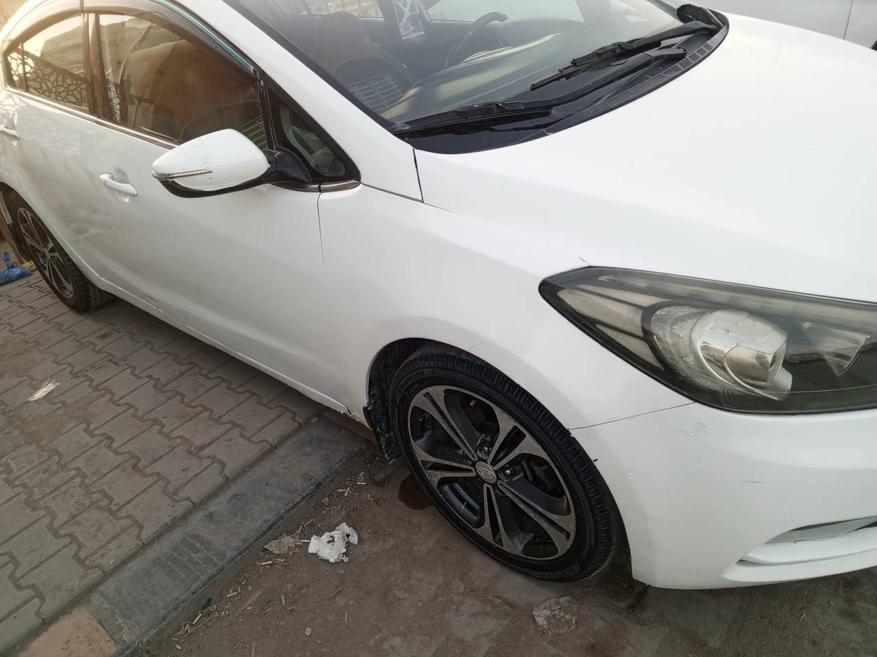 سلام عليكم
للبيع او مراوس سيراتو 13 خليجي 

فول واحد على واحد كامل مواصفاتها بصمه سلايت كشنات تدفه تبريد داخل مشمشي 
وبعد مواصفاته

مكينه جديده 1600 

كير جديد شفتات شغاله 

حداديه جديده سياره شرط شغل وتطلع وين يعجبك 

  السياره بيهه عرقجين مبدل ابيع قماره مبدله 

رقم اربيل بأسم شركه 

وكاله جاهزة تحويل جاهز 

السعر 88 وبيه مجال قليل اقساط مابيع اعتذر


**إذا كنت صاحب هذا الإعلان وتريد حذفه لأي سبب، رجاءا أرسل رسالة إلى الدعم الفني**