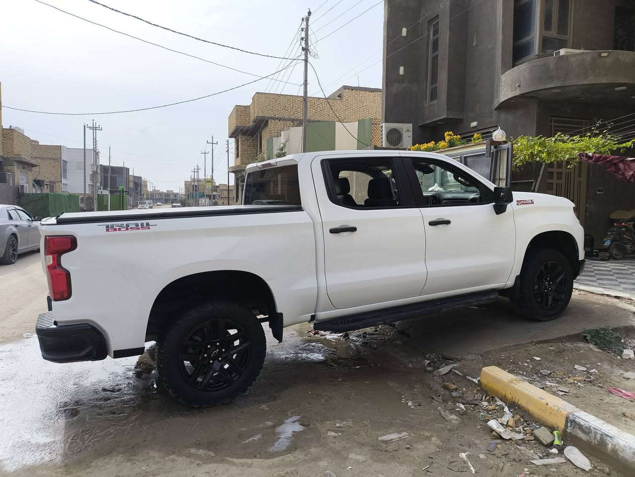 سلام عليكم
سلفرادو 2025  مواصفات TRAIL Boos  Z71
كير تعليك 10 نمر +-
- محرك 8 سلندر 5.3
- ⁠باب طويل بدي قصير 
- ⁠رادار امامي / كامرة خلفية دوارة
- ⁠هاند بريك دگمة
- ⁠فورويل صعود  ونزول ونظام منحدرات
- ⁠صندوك كهرباء / كرسي سائق كهرباء
- ⁠مانع تصادم / اوتو ستوب
- ⁠شاشة لمس 
- ⁠تحديد مسار
- ⁠تبريد قطعتين
- ⁠بصمة تشغيل عن بعد / فتح صندوق بصمة قطعتين 
- ⁠دبل گزوز
- ⁠غطاء بدي اصلي
- ⁠ويل 20
السيارة نظيفة جداً وعليهه صيانة كاملة 
وبرغي مابيهه نقص
حادث باب وجاملغ جهت العبري مبدل بلاد 
كتاب شهداء وريث واحد رقم ذي قار 
المكان :ذي قار . ناصري
مكلف بل نشر للاستفسار :***********
