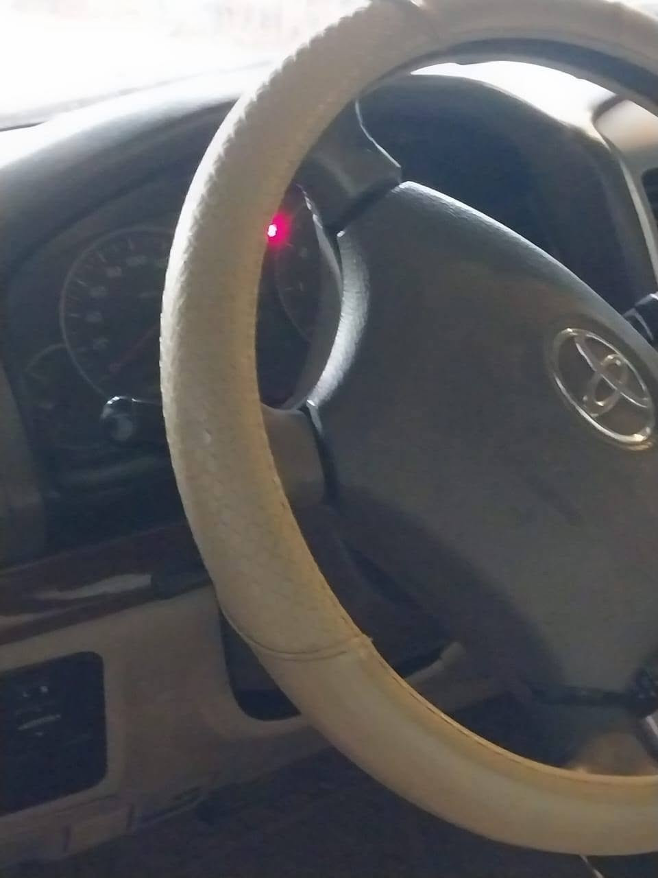 سياره باردو للبيع موديل ٢٠٠٨ ابيض االسعر ١٤٥ لاي استفسار الاتصال بالرقم ***********
