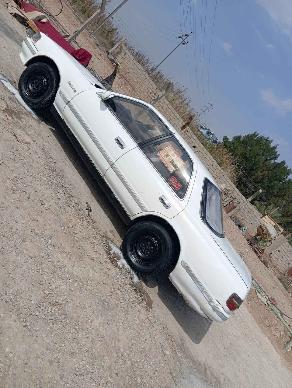 يا الله اللهم صل على محمد وال محمد
سلام عليكم كرسته مسطره مؤديل 1990 رقم واسط 
مشروع وطني تحويل ثاني يوم سنويه لل 2029
كير ومكينه ونجي بالكارتون 
حداديه خلفي وامامي جديده تخم تاير جديد
كهربائيات كلها شغاله جاهزه (( التبريد مايشتغل عايزه ملاحضات))
جاهزه من كلشي كل نقص مابيها غير التبريد مال جناي 
مكفوله من الضربه والكصه والنقل الجثه والعيب الشرعي  والاصوليات والصبغ العام بيها رشات قليله 
مكان السياره الناصريه قضاء الغراف قرب جامعة الشطره
السعر (( 47 )) للاستفسار الاتصال على الرقم 
***********
