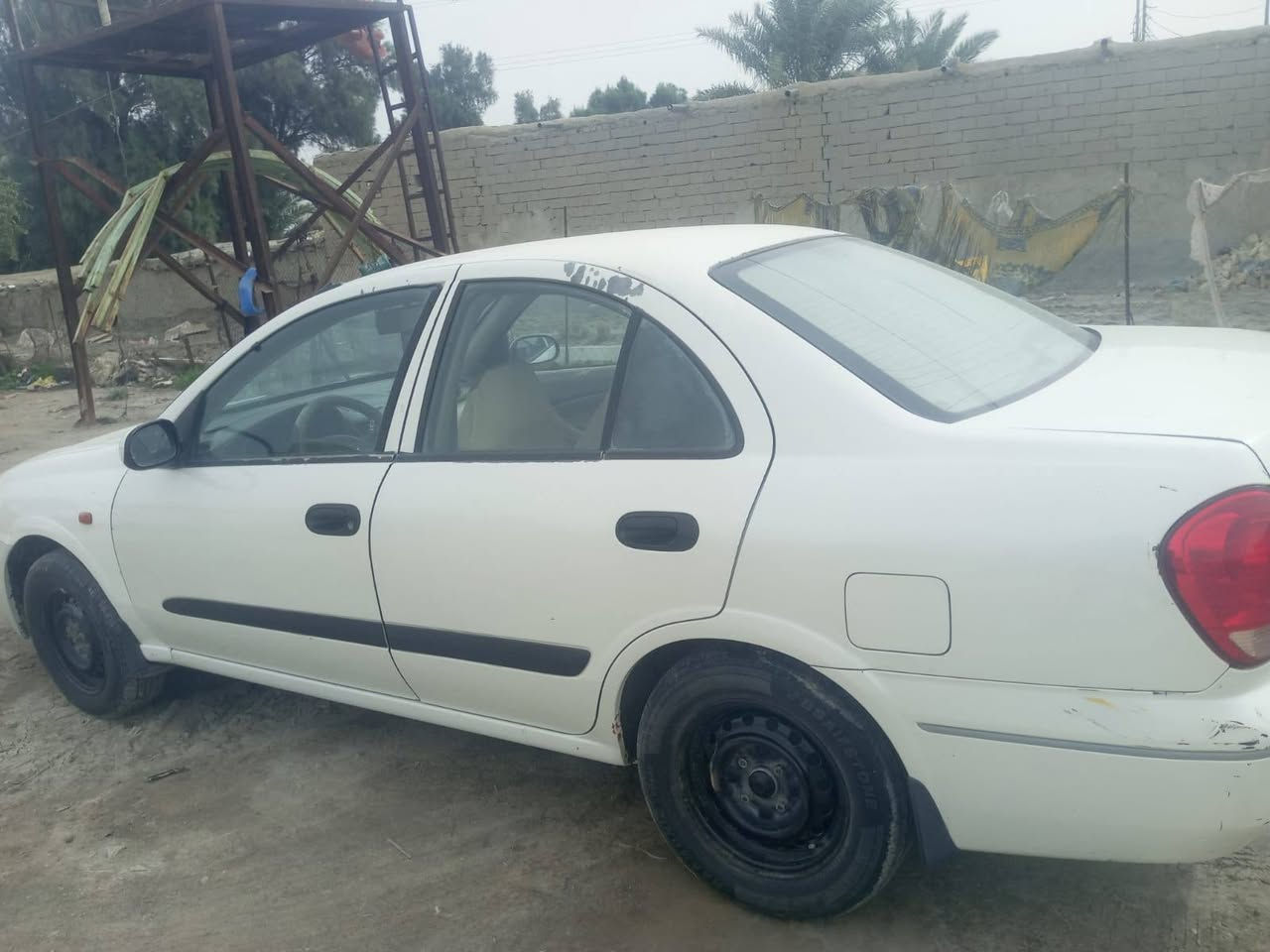 السلام عليكم سياره نيسان صني ياباني مديل ٩ سيارة بية جاملق المامي المكان الناصرية مركز ***********
