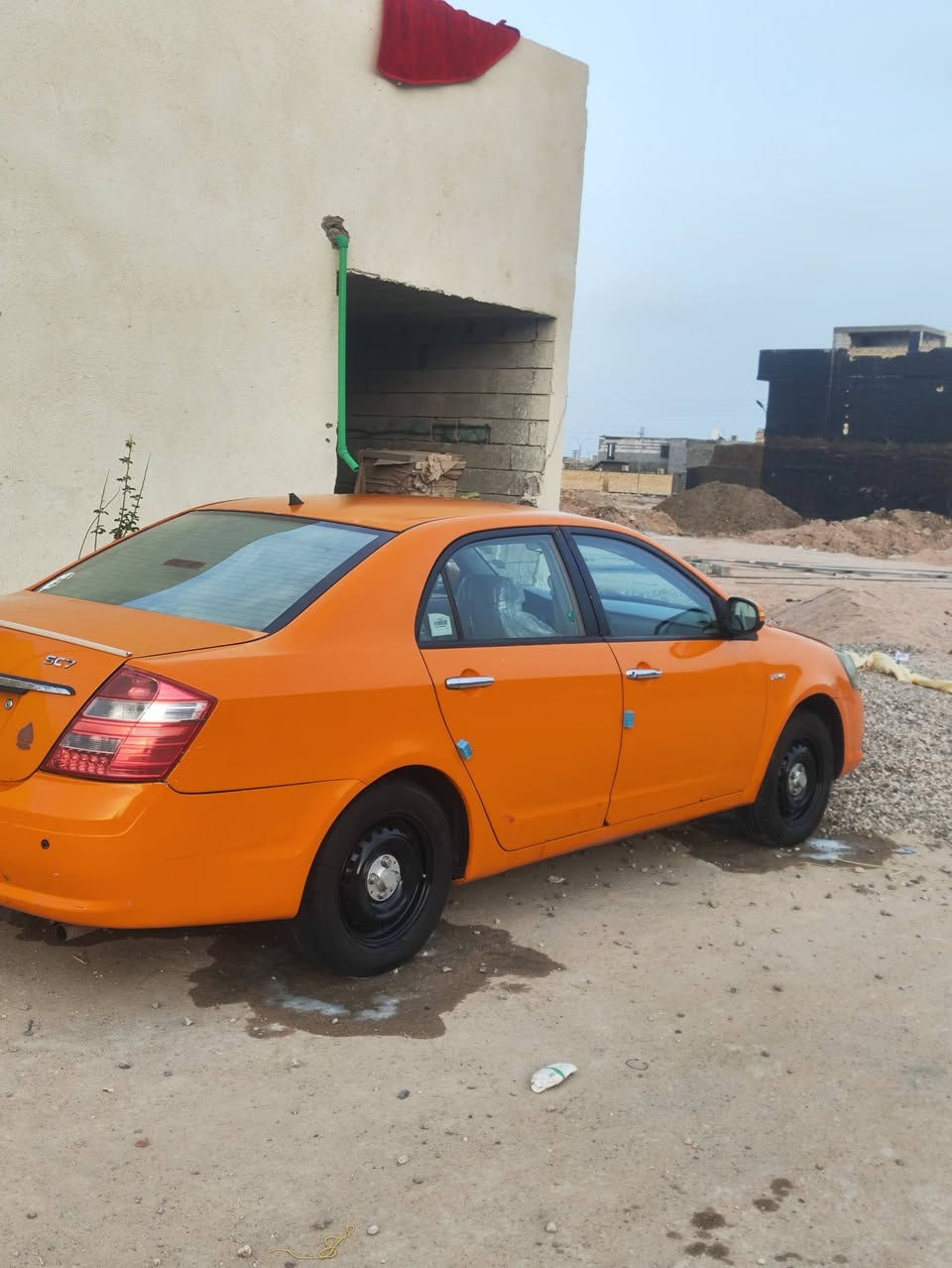 جيلي 2014مصبوقه حزام تبريد تخم تاير  جداد حدايده  سنويه منتهيه سعر 45بيه مجال ***********بكان بصره
