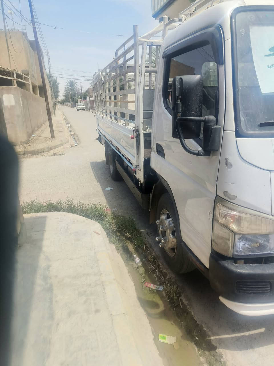 سيارة 2017كير مكينة محسن الرقم بغداد العنوان ديالى ***********
