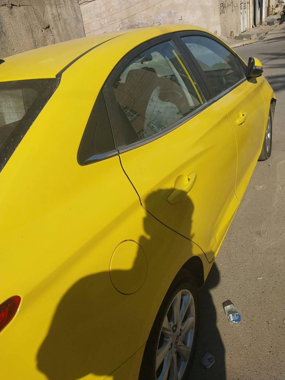 شانجان ٢٤ بغداد حره
غاز بانزين 
ماشيه ١٠٠ الف 
بيها طخه بالباب الخلفي عكس السايق
وبيها فوك باب السايق اثر بج الباب. مبينات بالصور 
محرك بي خربطه ابيعلك محرك كايم 
السعر ٧٥ قفل


**إذا كنت صاحب هذا الإعلان وتريد حذفه لأي سبب، رجاءا أرسل رسالة إلى الدعم الفني**