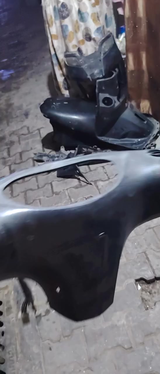 شباب تفصيخ ثعلاب شتريد موجود جوه لسوك كشن 20كامل لخيه كامله الف 10ول باقي بل فديوهات بغداد شارع حيفا ***********
