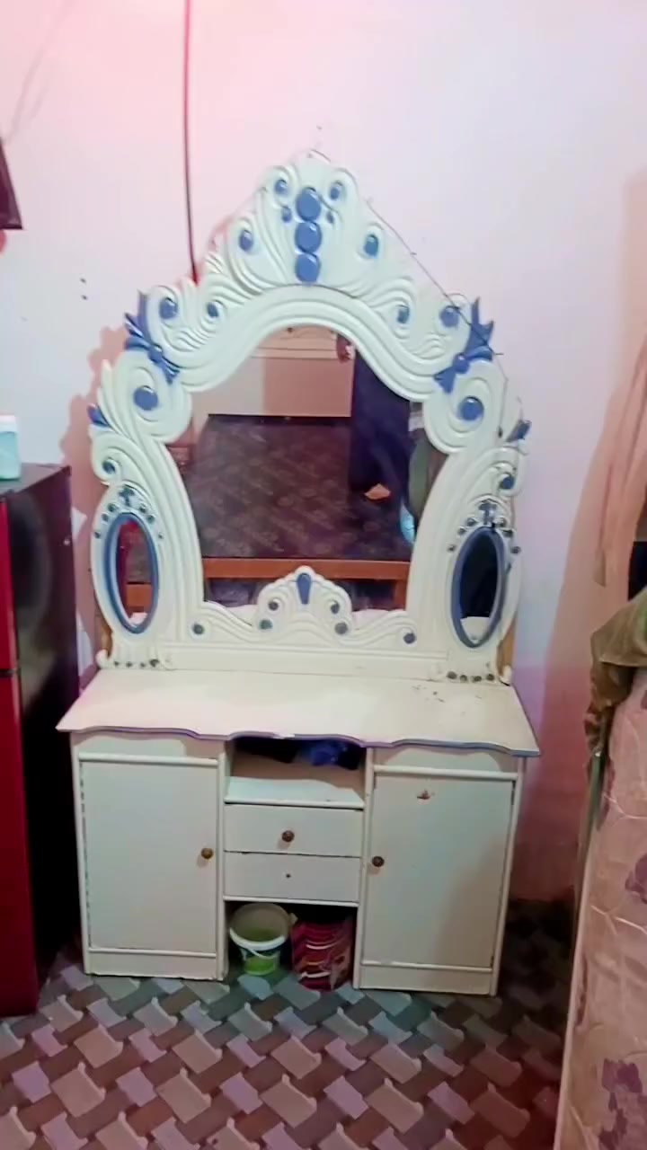 غرفة اخشاب للبيع في كربلاء 
***********
