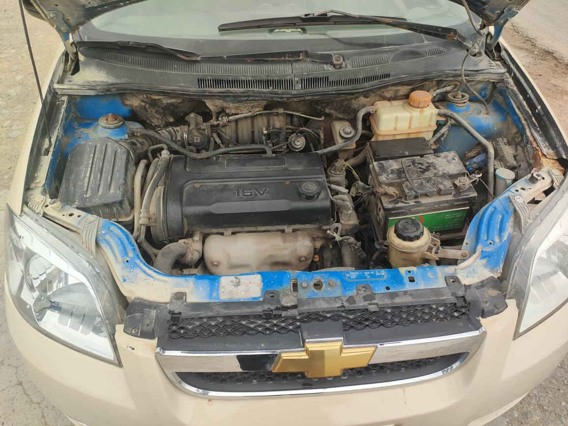 افيؤ تكسي ٢٠٠٧ گيرعادى 
مةكينةى كةميك دةنگى هةية 
سةقفى معجونى هةية 
سعرى ٦٨ وةرقة ١٥ وةرقة غرامةى دةگيريةوة دواى معامةلة
*********** فايبةر واتساب أربيل, العراق
