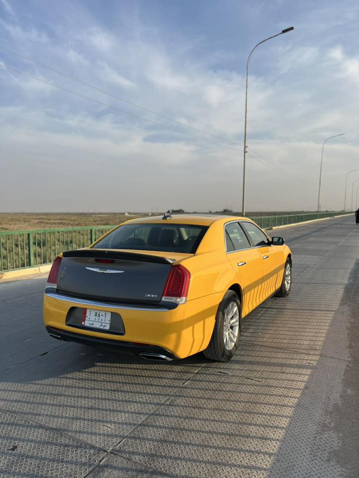 سلام عليكم  للبيع كرايسلر
اوباما مديل 16 اصل معلايه 21  فول مواصفات 1/1 بدون حادث بدون تبديل  بدون ايرباك كفاله عامه  صبغه جديده
 مواصفات: 
بنوراما انضمة قياده3 خزن ميموري  برده خلفيه  تدفئه وتبريد  كشن تدفئه وتبريد  ستيرن كذالك تدفئه وتبريد 
ويل مكسيكي اصلي لامع  تو ويل مواصفات فول  دواخل جلد سياره مامشتغله  خط صار فتره كلش هواي كاعده مال جناي راعيه طلعت له رعايه وكعد عد اهله😂    منضومة زنون عالي وناصي اصلي  تشغيل عن بعد  اشارة ترحيب  كشن كهربائي سايق وصدر  نضيفه كلش 

بسمي السياره تحويل ثاني يوم رقم ذي قار تسقط 2029

مكاني ناصريه جبايش شراي تعال خاص وبيك خير وتدلل
 السعر   177 وبيه مجال لشراي 

‭0770 618 4296‬
تصل بيك وخير وتدلل
