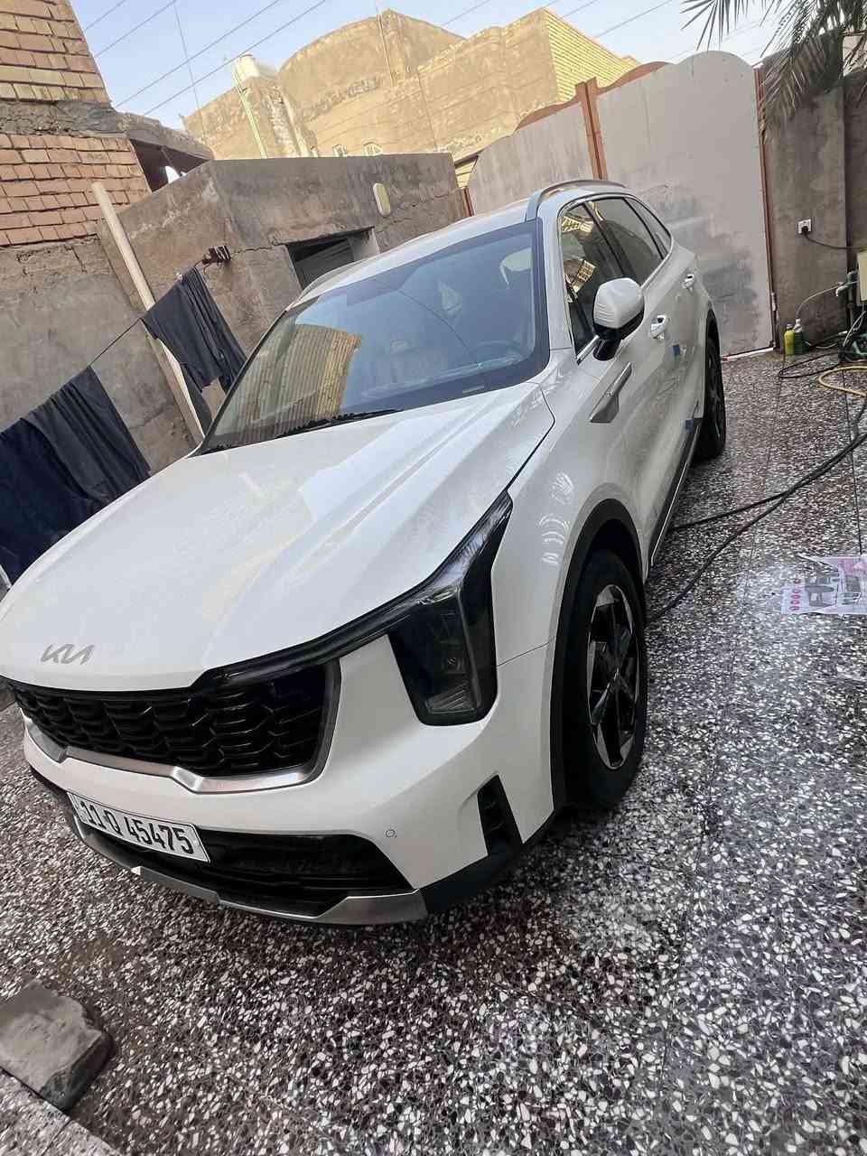 السلام عليكم ✨❤️
كيا سورنتو 2024 الشركة الدولية للسيارات بعدها داخل الضمان شركة مطلعها زيرو على ايدي  فول عده البنوراما مكينه ٦ سبعه راكب كفاله عامه بعدها بستيكرات الشركة رقم بغداد باسمي ماشيه 45 الف 
سعرها 308بيها مجال بسيط مكاني السماوة
إلاتصال ***********
