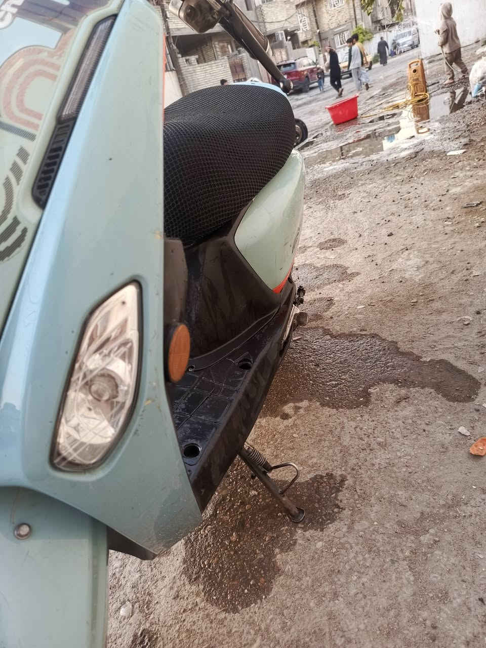 سلام عليكم دراجة بوليس حديث دراجة رمبة نزلتة قبل اسبوعين جديدة اشاير كلوبات دشبول كيج بانزين شغال كيلو متر سرعة شغال شغل وين ميعجبك روح محرك ناعم كلشي مابية سعر750وبية مجال العنوان بغداد الجديدة النعيرية***********
