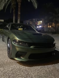 دوج جارجر 2023 Gt اللون زيتوني  6v 3600  ماشية14 الفkm  مرقم لوحة وسنو...