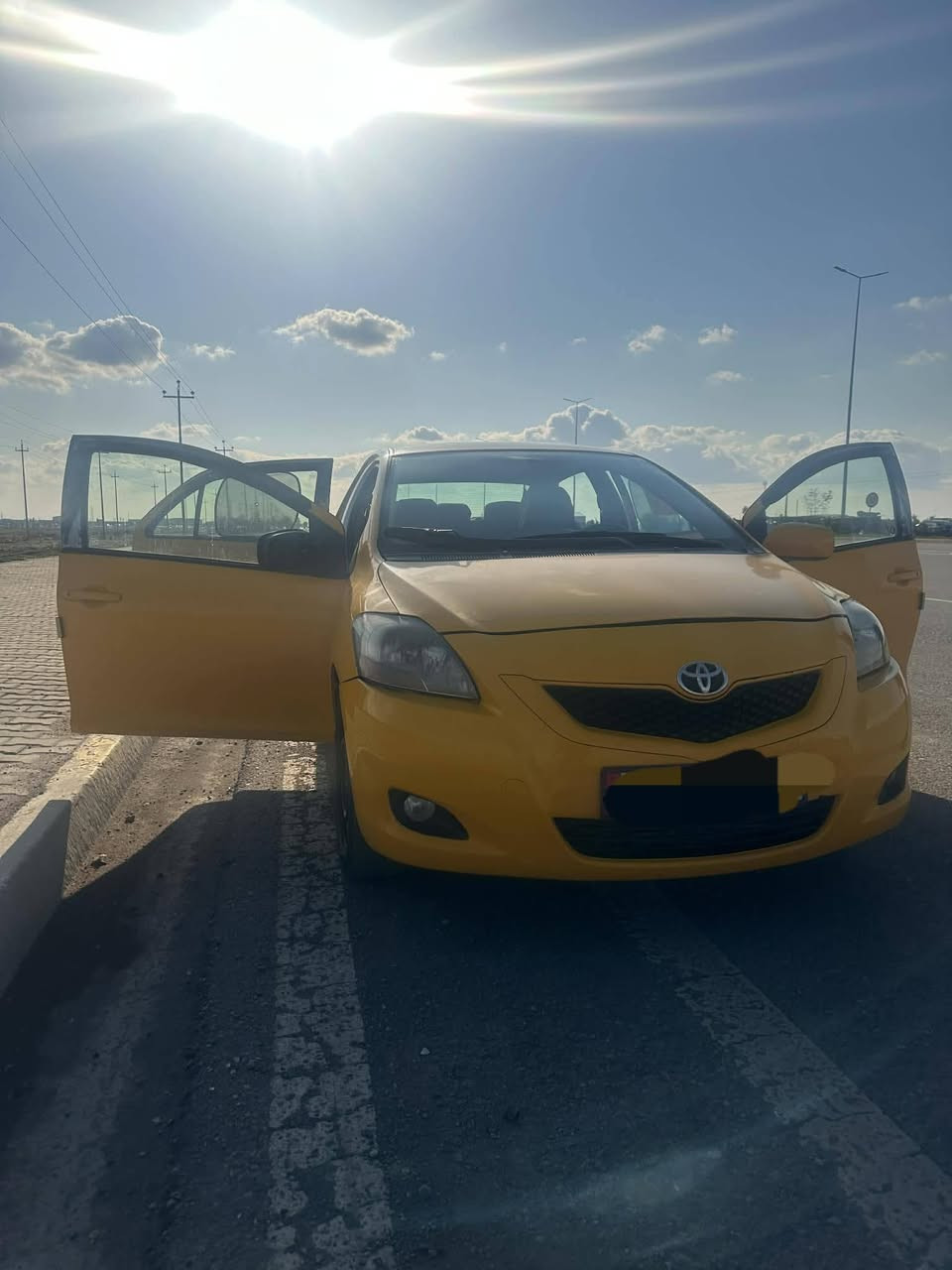 سياره يارس تكسي رقم كركوك سياره كلش حلوه و نضيف موديل 2010 وارد كندي مرغوب شرط تحويل و غرامه . بي قطعطين صغار فقط شرط فحص جديد ما بي دينار مصرف .سعر 100.. ‎0770 965 0340 مكاني كركوك
