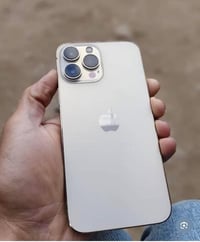وبركاته للبيع   آيفون ١٣ برو ماكس   ما مفتوح   نضافه ١٠٠٪؜  بطاريه ٧٣ ...