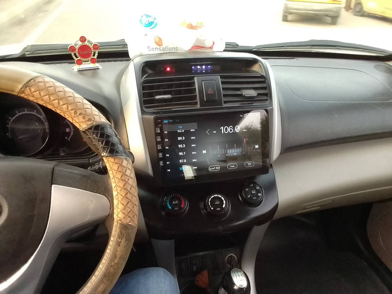 ليفان سلفري  x60  كما موضح بالصورة موديل 2015 كير محرك خير من الله حدادية طخم تاير 60/100 رقم بغداد المكان ميسان ***********
