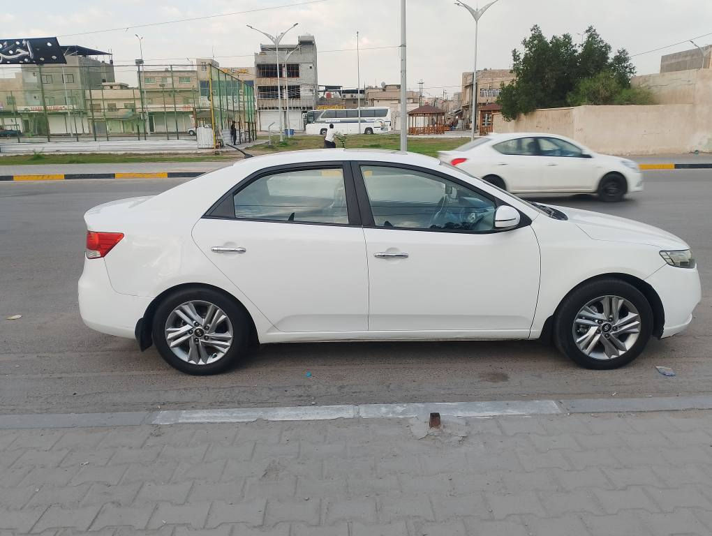 سيراتو خليجي 2013بصره حره تحويل  فول يصمه فتحه تحكم ستيرن شاشه كامره مكينه 1600فول رقم راعيهه *********** البصرة, العراق
